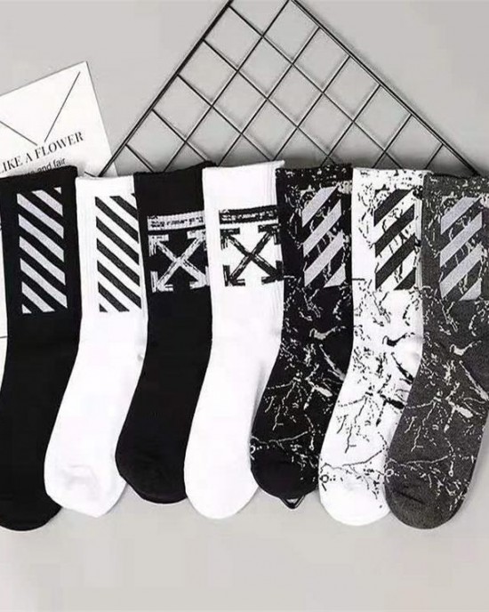 Hip Hop Breathes And Absorbs Aweat Cotton Athletic Crew Sock 2023 Trendy Custom Sport Socks For Men