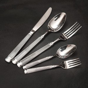 High Quality Cheap Restaurant Cutlery Silverware Bulk Stainless Steel Knife Fork Spoon Steak Knife Flatware Set For Wedding