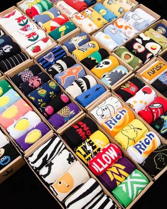 New Design Womens Cute Cotton Stockings Popular Sublimation logo Socks Men Tube Skateboard Autumn Winter Trend Socks